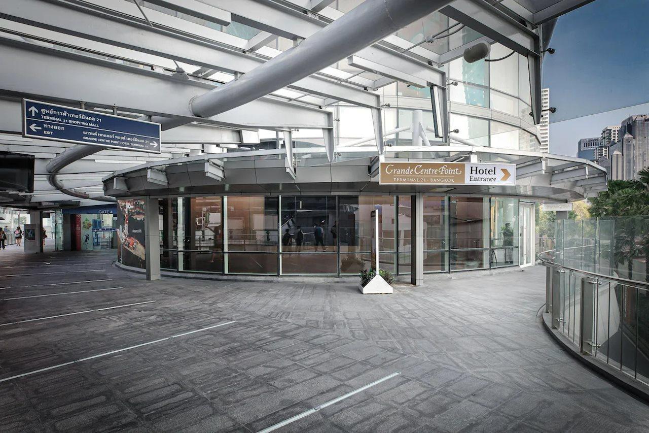 グランデ センター ポイント ホテル ターミナル 21【SHA Plus+認定】 バンコク都 エクステリア 写真 The hotel entrance